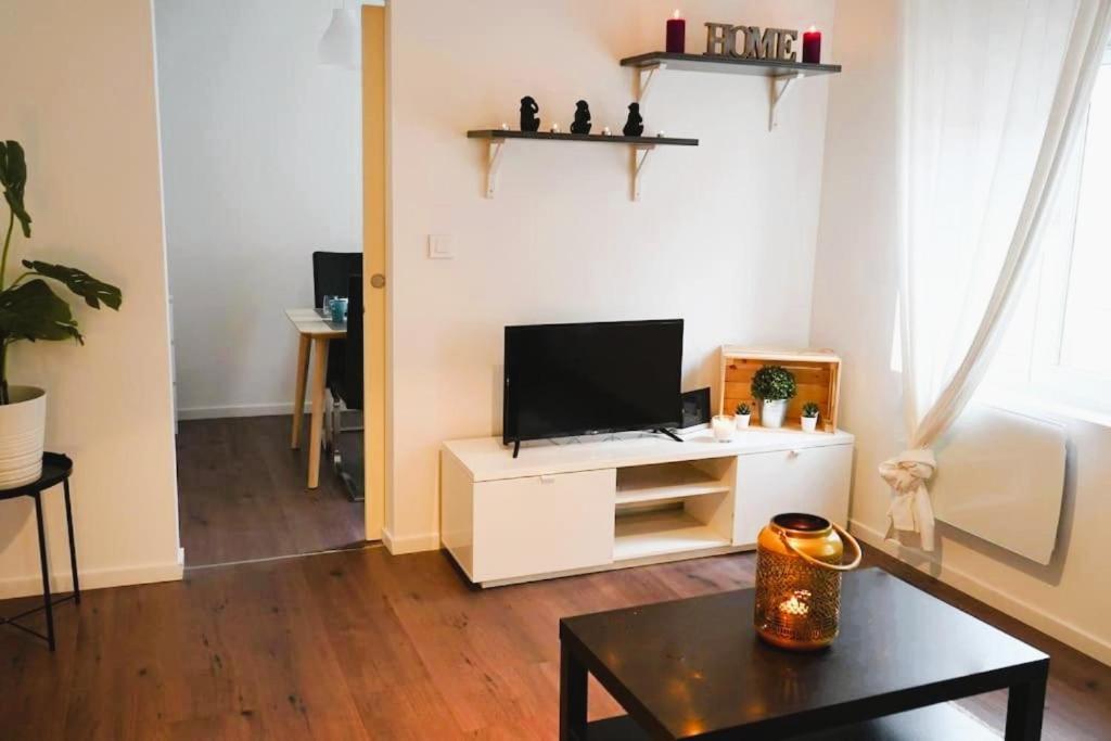 Rm-1 - Appartement F2 Au 1Er Etage Pour 1-3 Pers Mulhouse Exterior foto